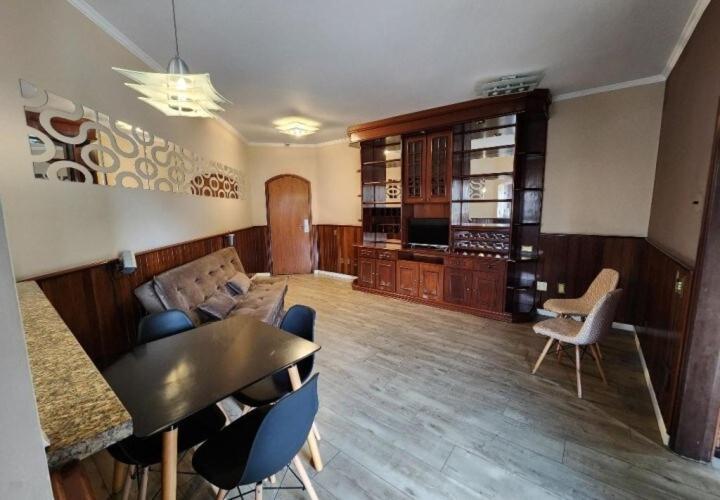 Flat No Hotel Cosmopolitan Com Estacionamento Gratis E Piscina سانتوس المظهر الخارجي الصورة